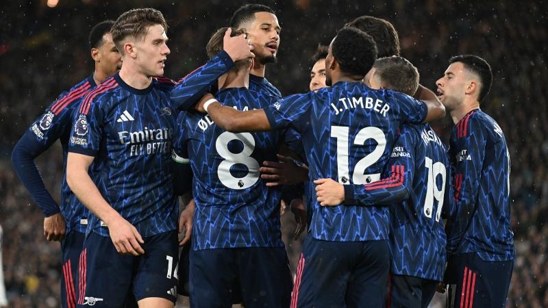 吴易昺2-1商竣程 首进全运会网球男单决赛即夺冠